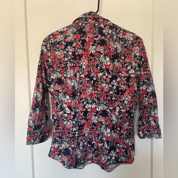 CHAPS Floral Button-Up Blouse – Size М - Picture 9 of 10